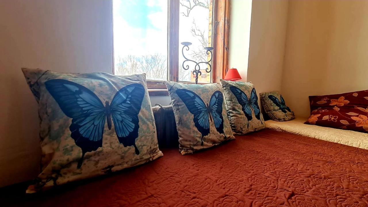 Butterfly House Apartment Pavilosta Luaran gambar